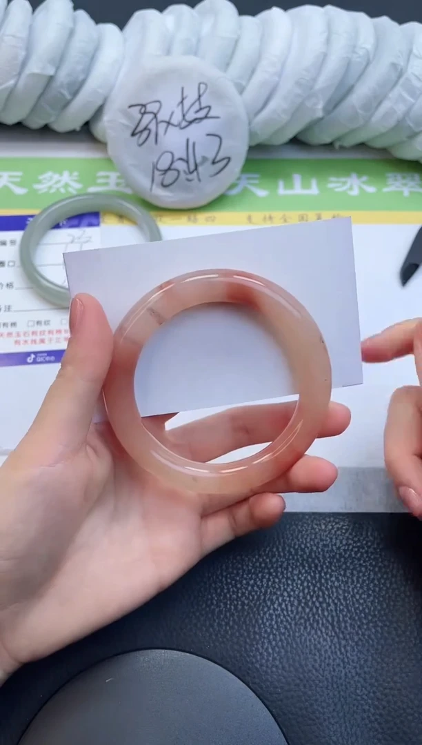 【闪购商品】石英质玉手镯未镶嵌A24-58+