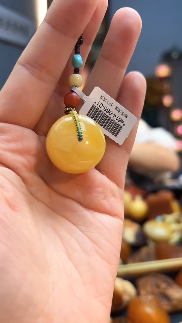 琥珀颈饰未镶嵌吊坠