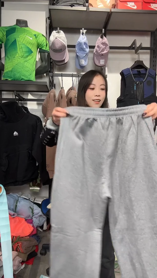 1498编码 瑕疵款直播间过款为准 尺码