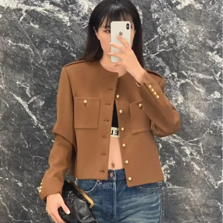 全新未使用 Celine/思琳  单排扣长袖外套 棕色/36-40
