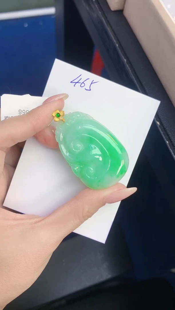 颈饰18K金镶嵌翡翠天然缅甸A货翡翠