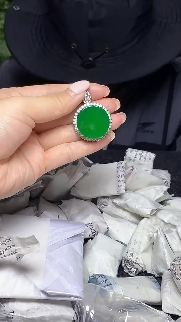 满色吊坠 所见即所得！