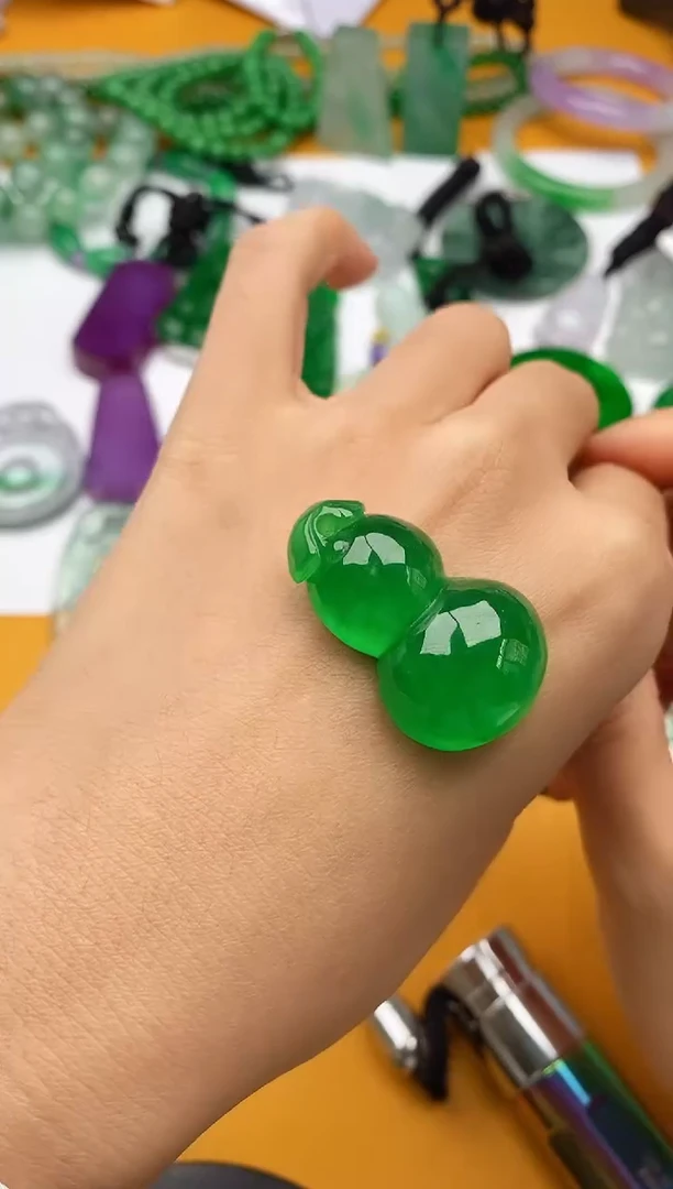 高端甄选吊坠（一物一图）400029