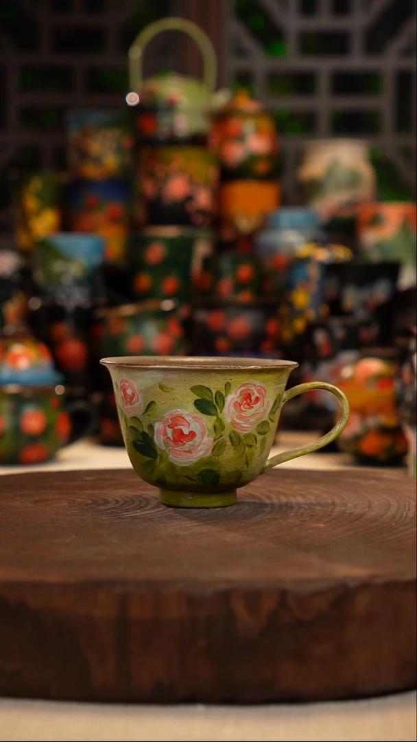 油画    釉下彩   杯子