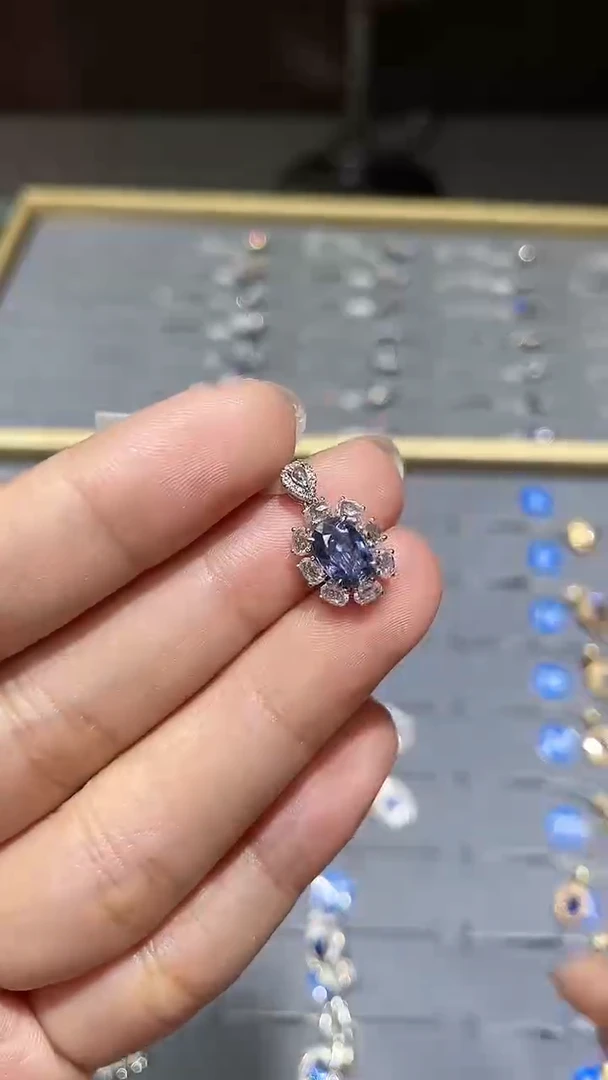 吊坠(不含链)蓝宝石18K金镶嵌1