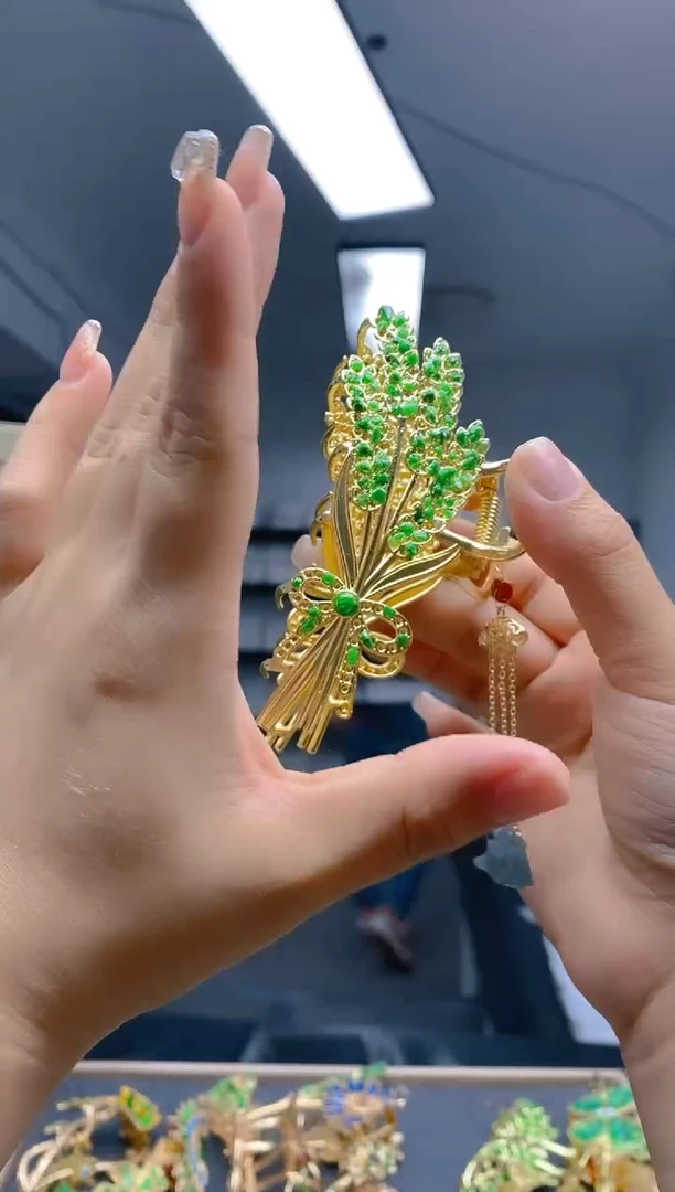 【闪购商品】翡翠耳饰合金86翡翠发簪