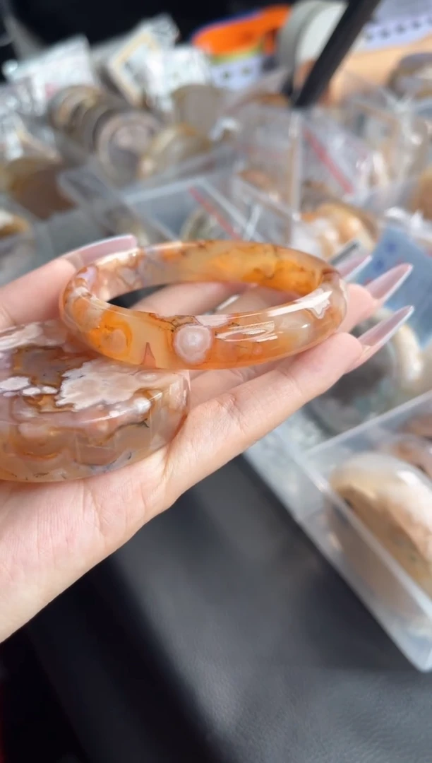 未镶嵌手镯石英质玉天然樱花玛瑙手镯（镯心赠品不保证完美）61