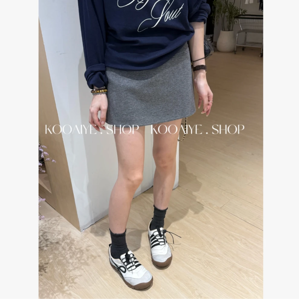 【返校生】 秋款韩系极简风修身设计感百搭半身裙{摩擦多了会起球}