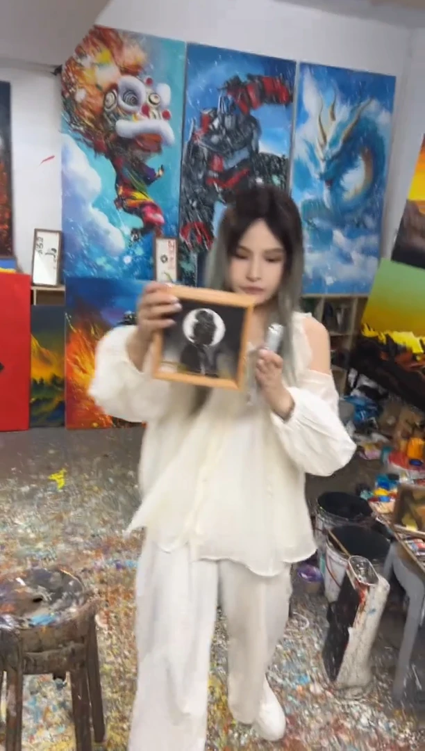 丙烯画懒洋洋老师水月灯箱