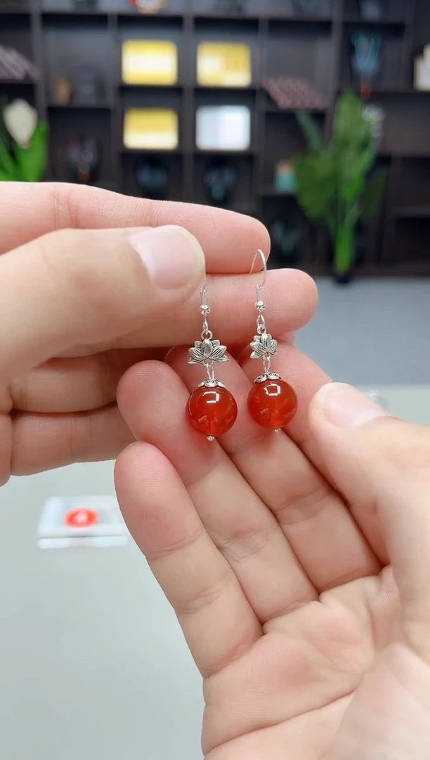 未镶嵌耳饰玛瑙/玉髓718000