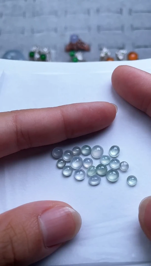 翡翠散珠未镶嵌缅甸天然翡翠A货