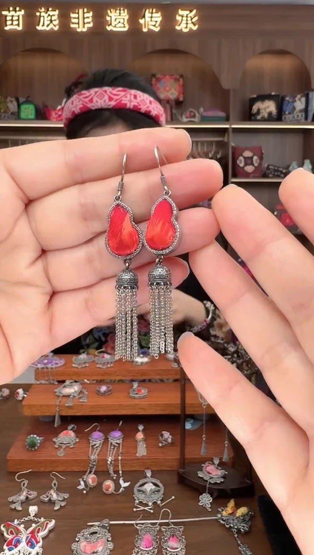 【闪购商品】织绣扶光苗绣传承43