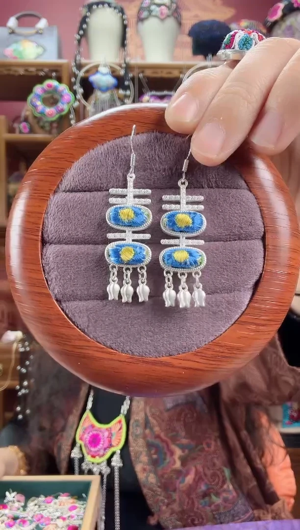 刺绣耳环56甜甜家