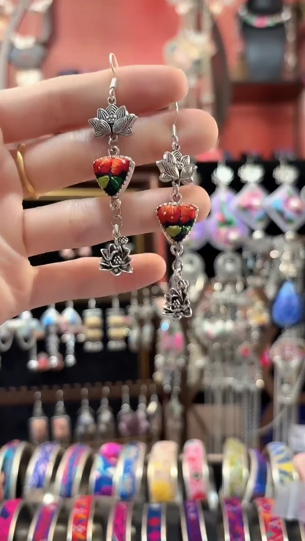 织绣 云织谣民族风精美饰品   85