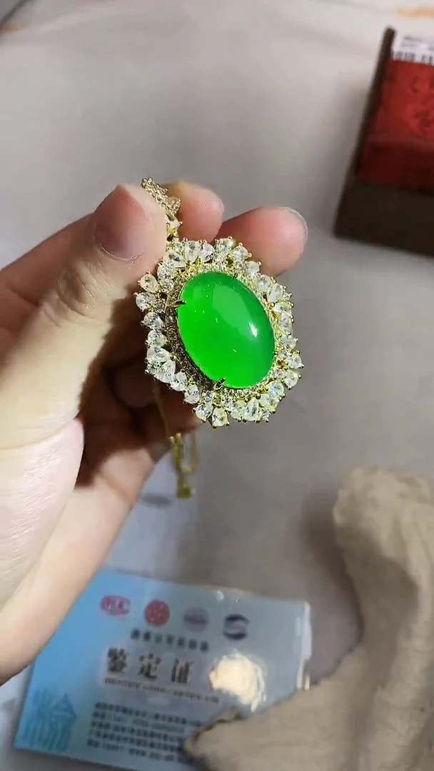 合金颈饰玛瑙/玉髓天然精美吊坠多样性发