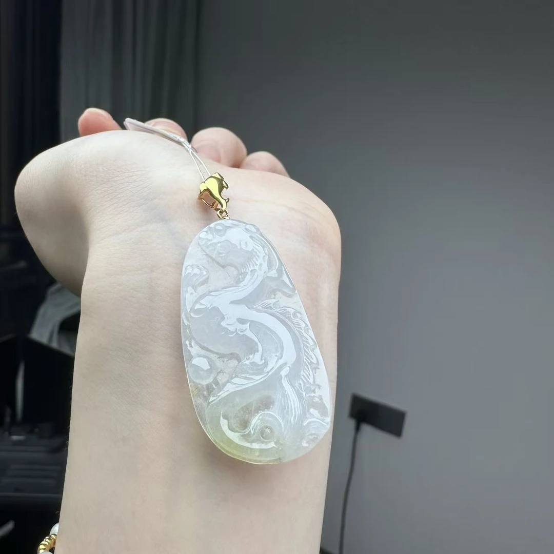 18K金镶嵌缅甸A货翡翠仿古龙吊坠004363