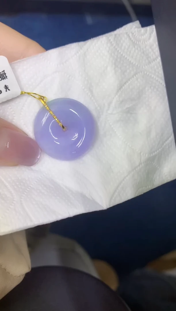 颈饰18K金镶嵌翡翠缅甸天然翡翠A货