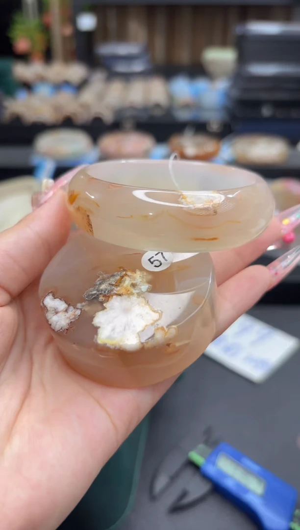 未镶嵌手镯石英质玉48(57圈赠送镯心)