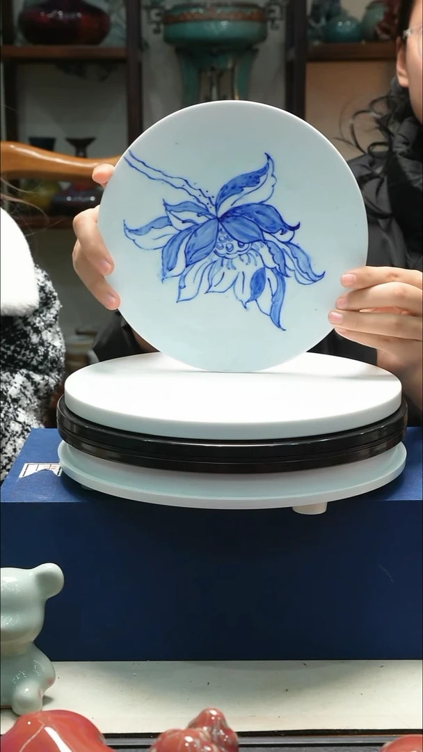钧瓷      莲花盘