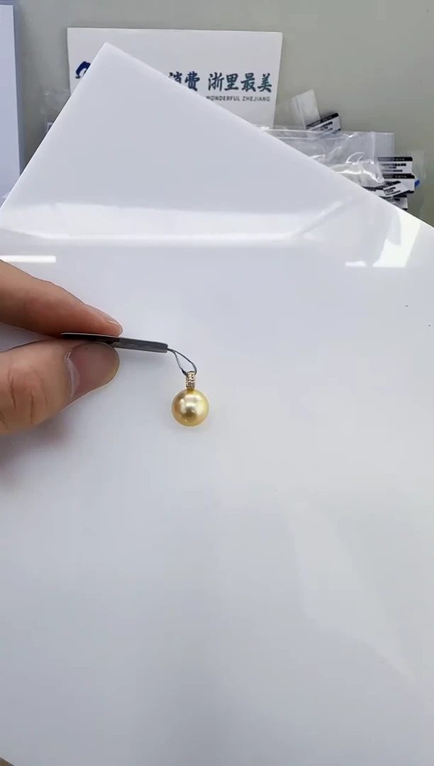 18K金镶嵌海水珍珠DA金珠吊坠 a476