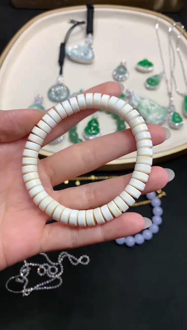 【闪购商品】蜜蜡手链未镶嵌W652|4500