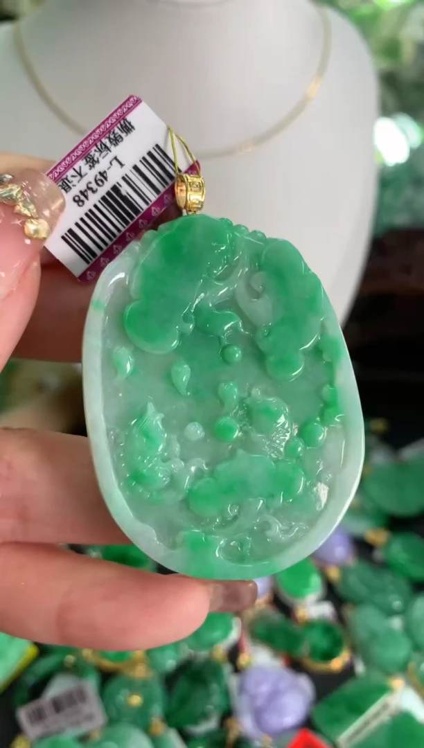 【闪购商品】翡翠吊坠(不含链)18K金镶嵌挂件