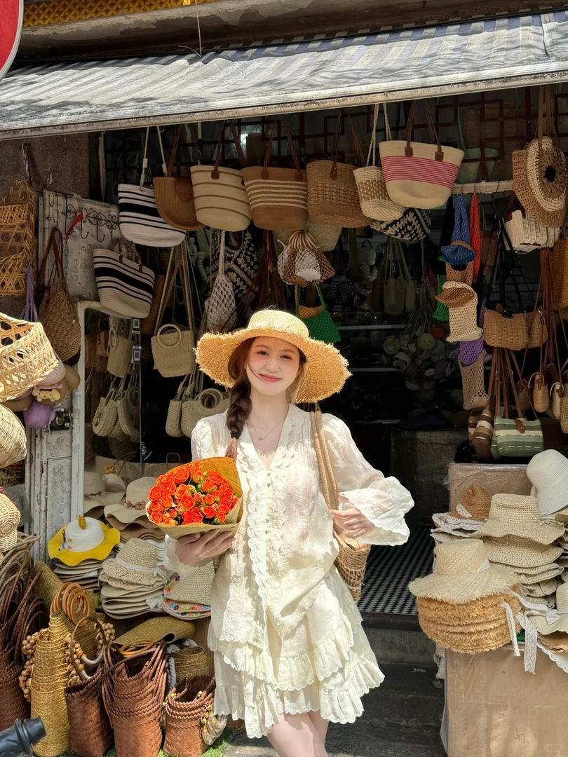 2025春夏新款穿搭一整套宽松V领长袖上衣荷叶边短裙两件套装女潮