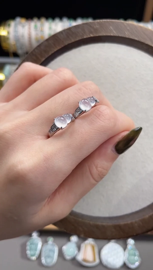 银S925镶嵌翡翠耳饰1