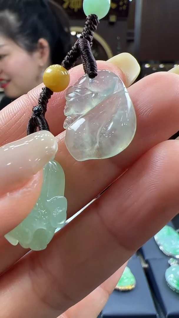 【闪购商品】翡翠挂件未镶嵌包挂