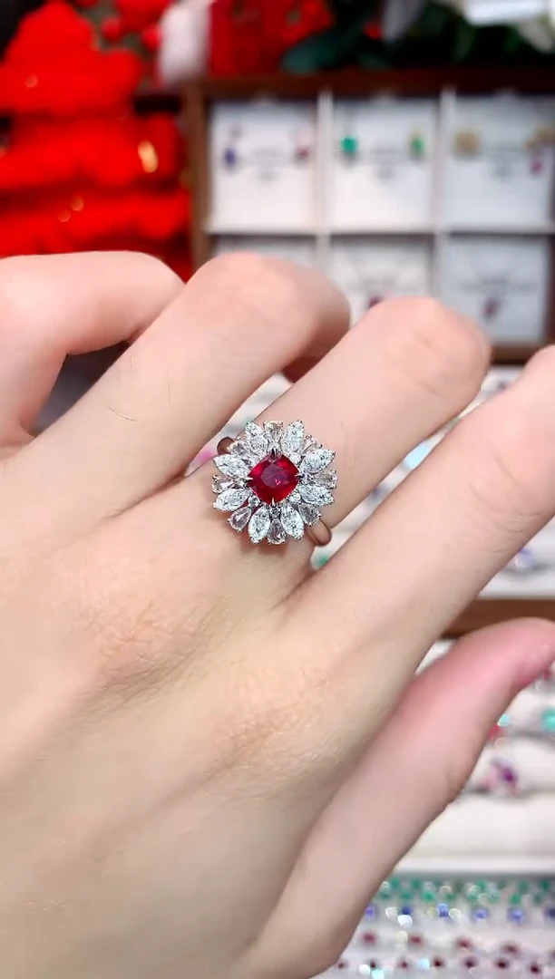铂Pt950镶嵌戒指红宝石0.85ct/天然宝石/七天无理由