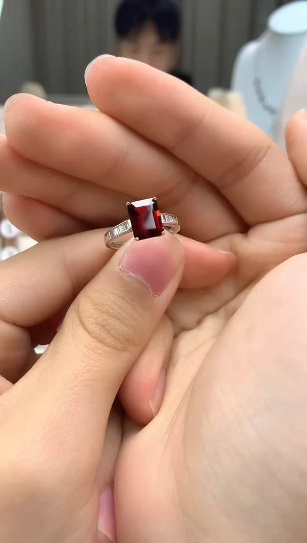 银S925镶嵌戒指石榴石87-11