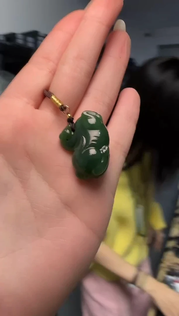 颈饰未镶嵌和田玉碧玉唐马吊坠