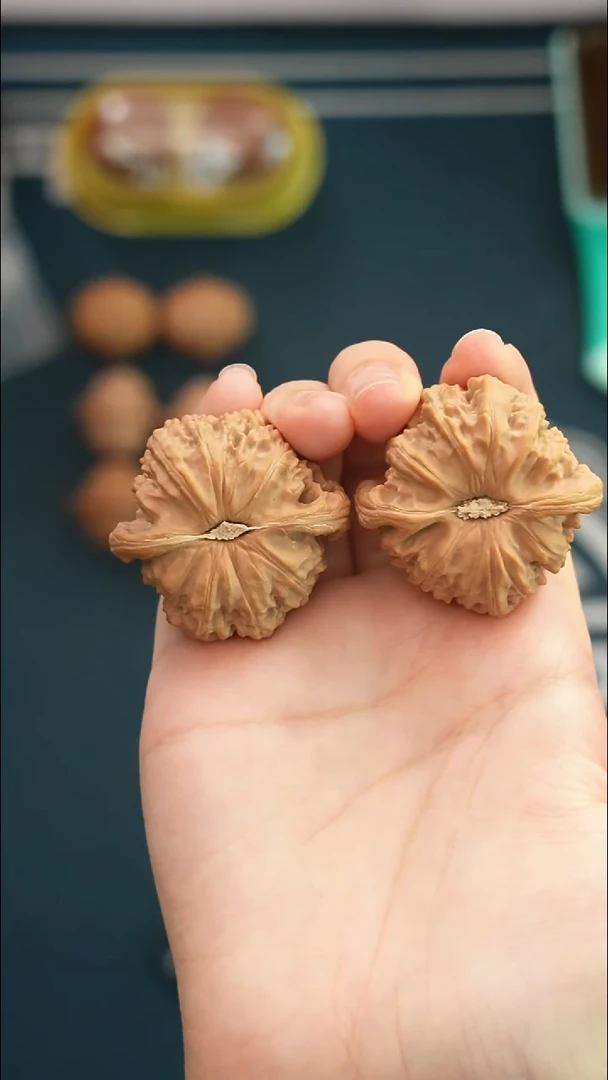 吊坠文玩核桃闷白42全