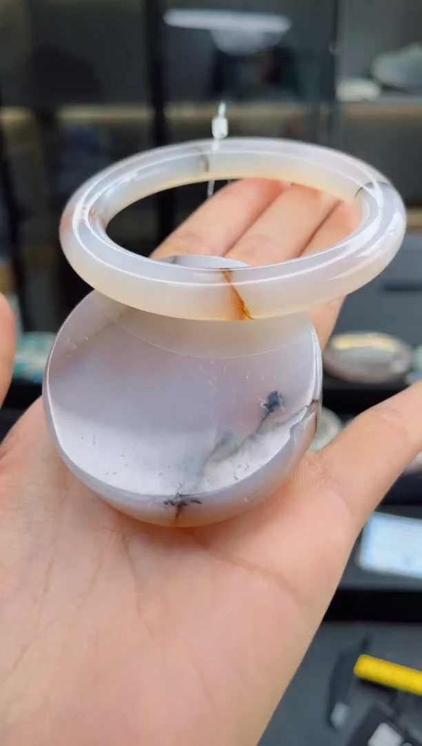 石英质玉手镯未镶嵌57圈口（赠送镯心）1540565