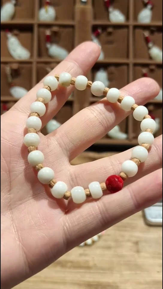 项圈未镶嵌和田玉（白玉）手串