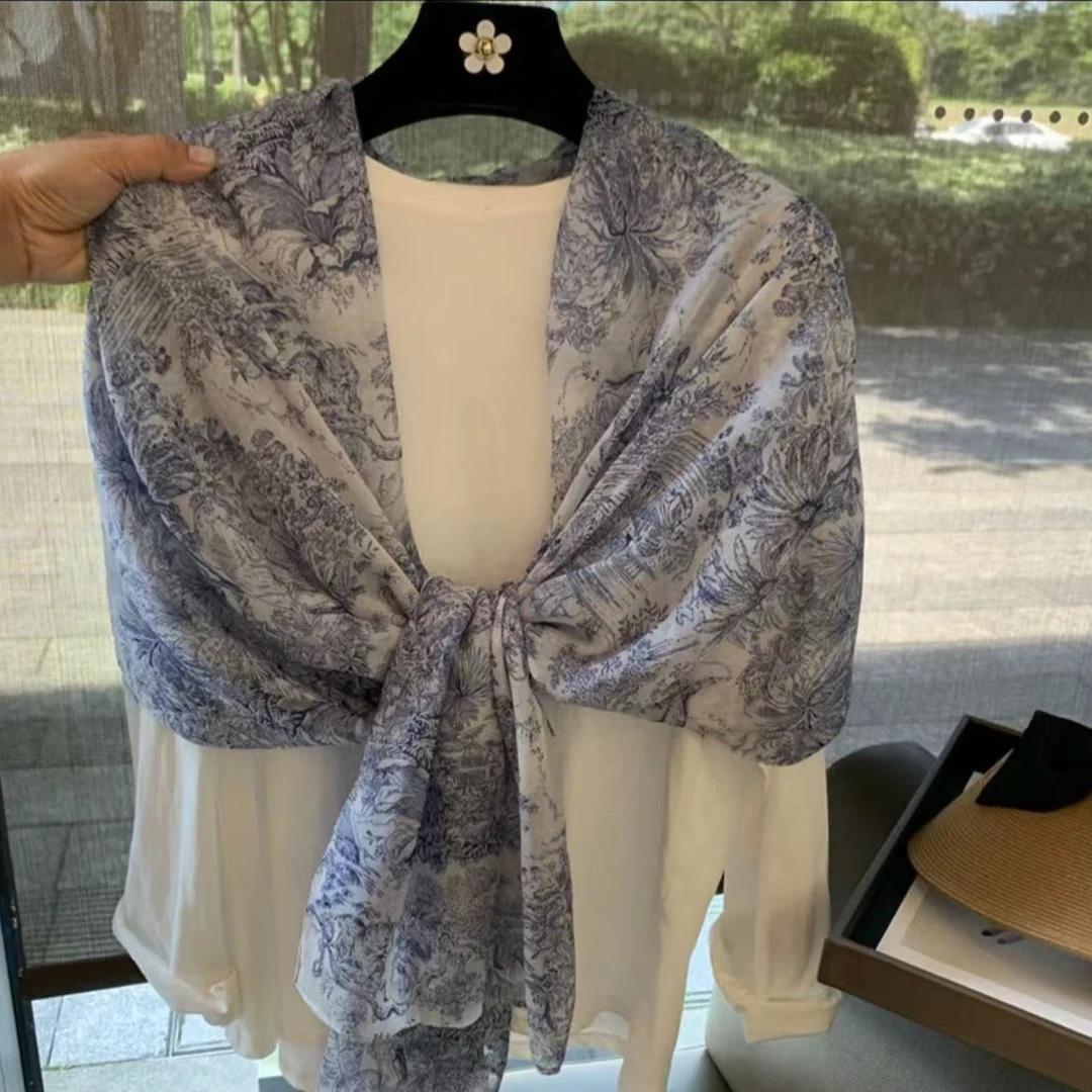 A106【青花瓷】云锦纱轻奢高定丝巾披肩130*180