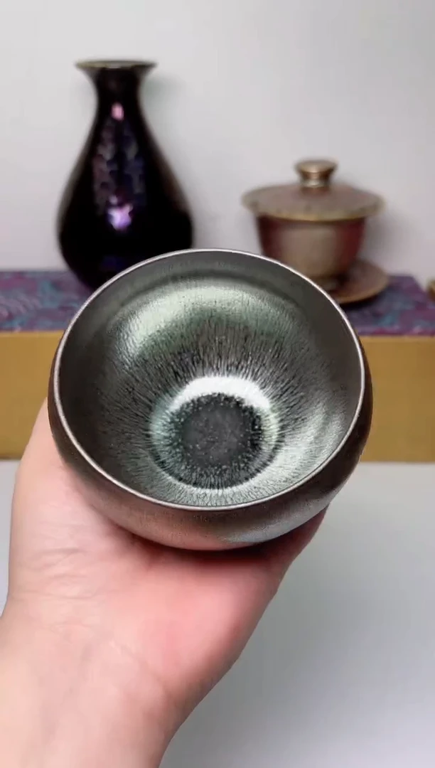 【闪购商品】茶盏春申阁福利1只，微瑕无足