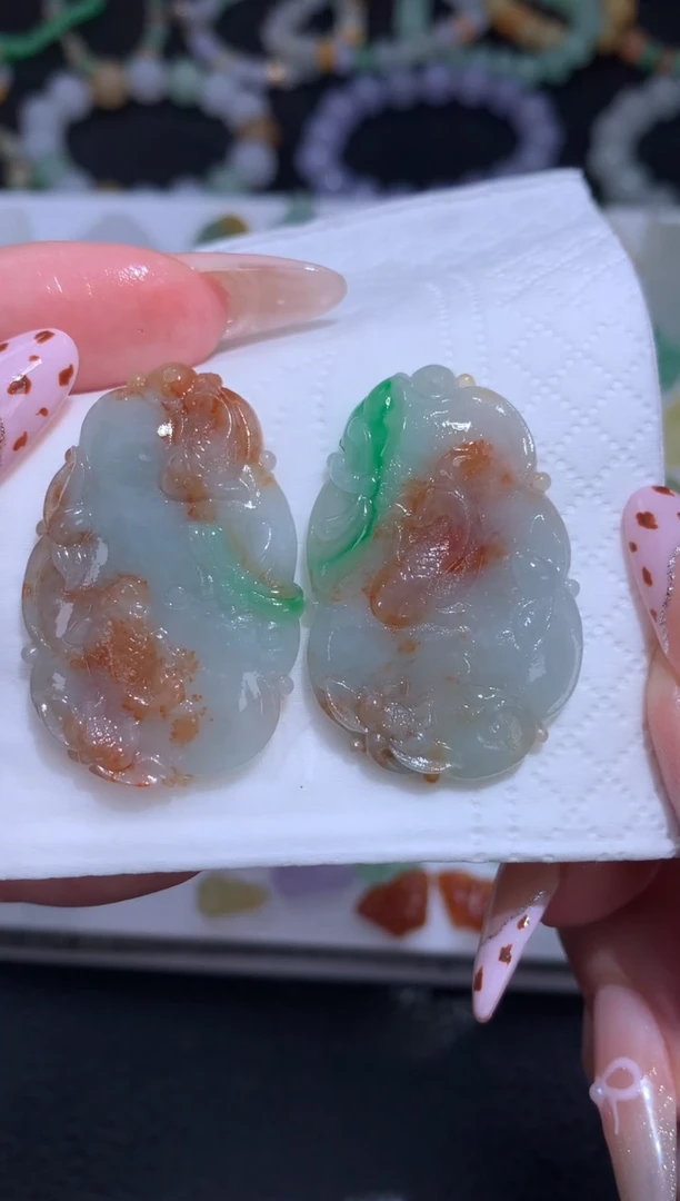 未镶嵌定制翡翠一对