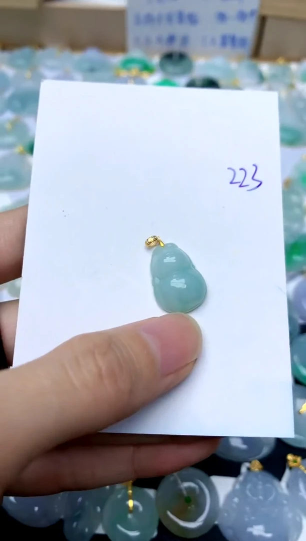 【闪购商品】翡翠颈饰18K金镶嵌223天然A货翡翠