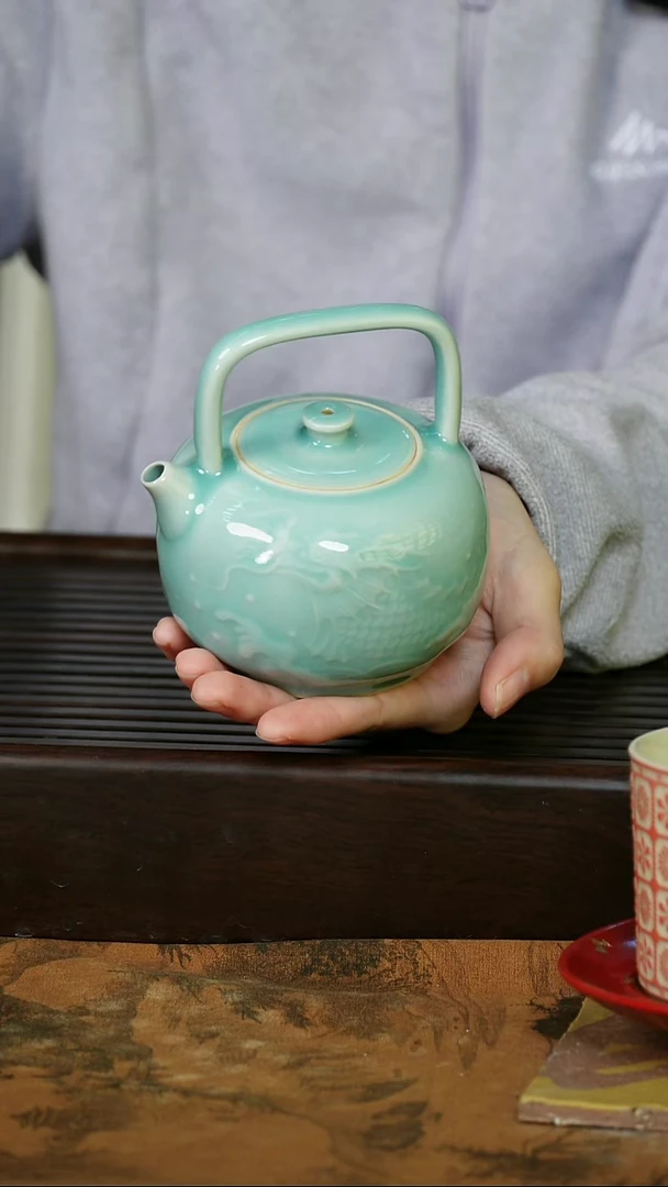 摆件瓷望瓯陶溪川粉青满刻提梁壶