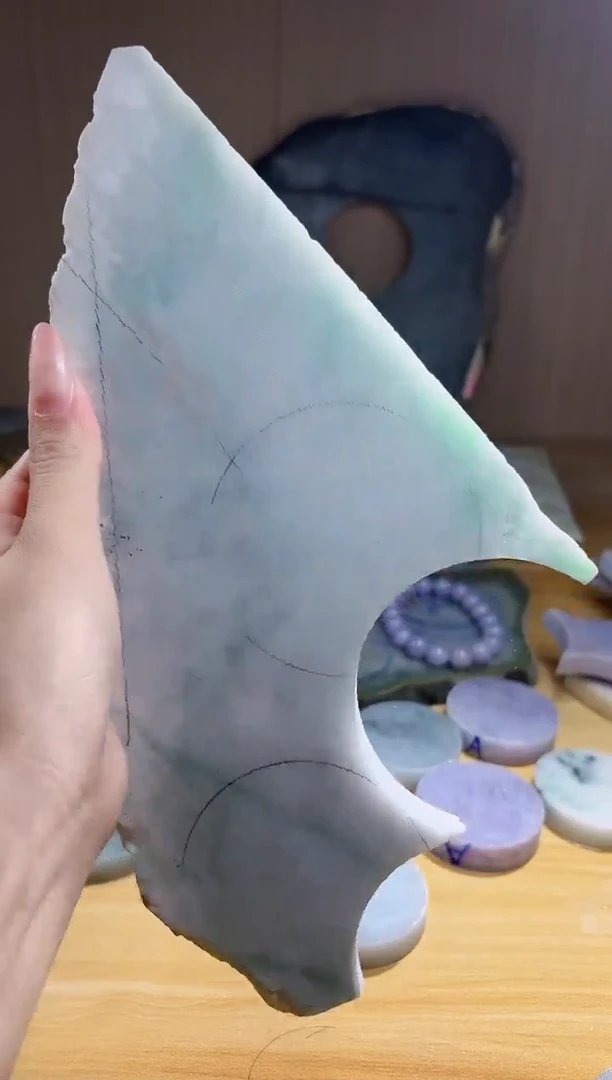 翡翠未镶嵌颈饰翡翠A货 温谭529