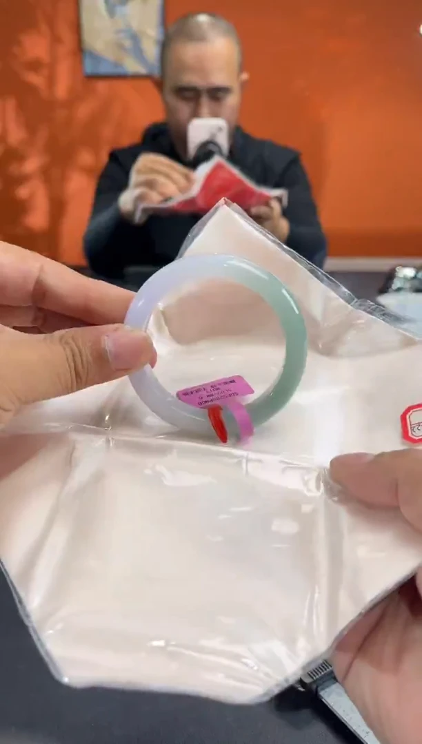 未镶嵌手镯翡翠53