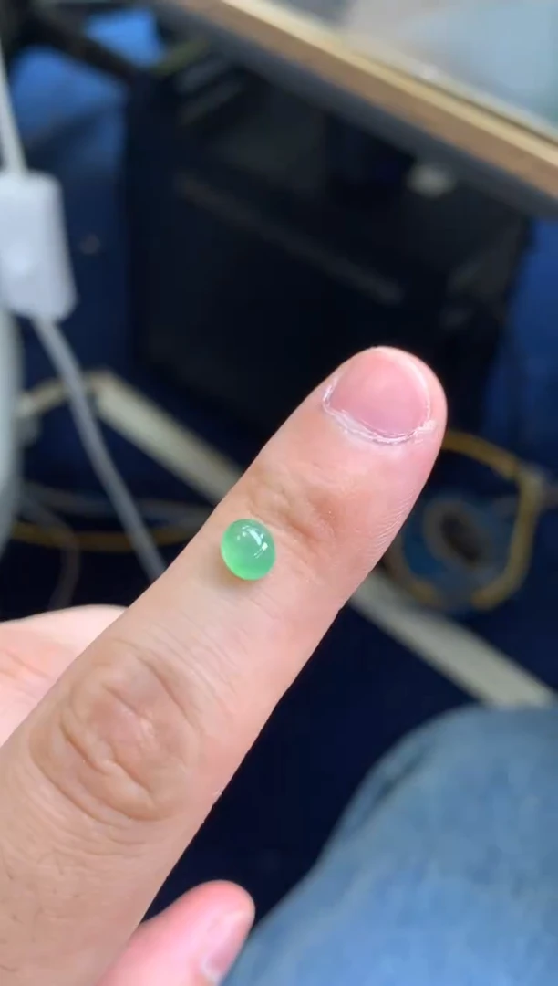 定制翡翠未镶嵌R****i翡翠
