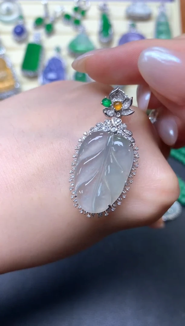 【闪购商品】翡翠吊坠(不含链)18K金镶嵌吊坠|4750+475