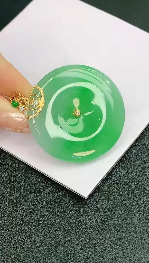 颈饰18K金镶嵌翡翠琦*赠礼盒证书 麦麦