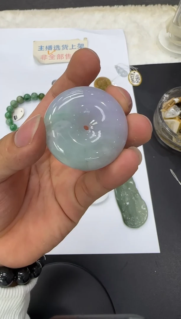 未镶嵌挂件翡翠蓬**雪多样性天然翡翠A货一件