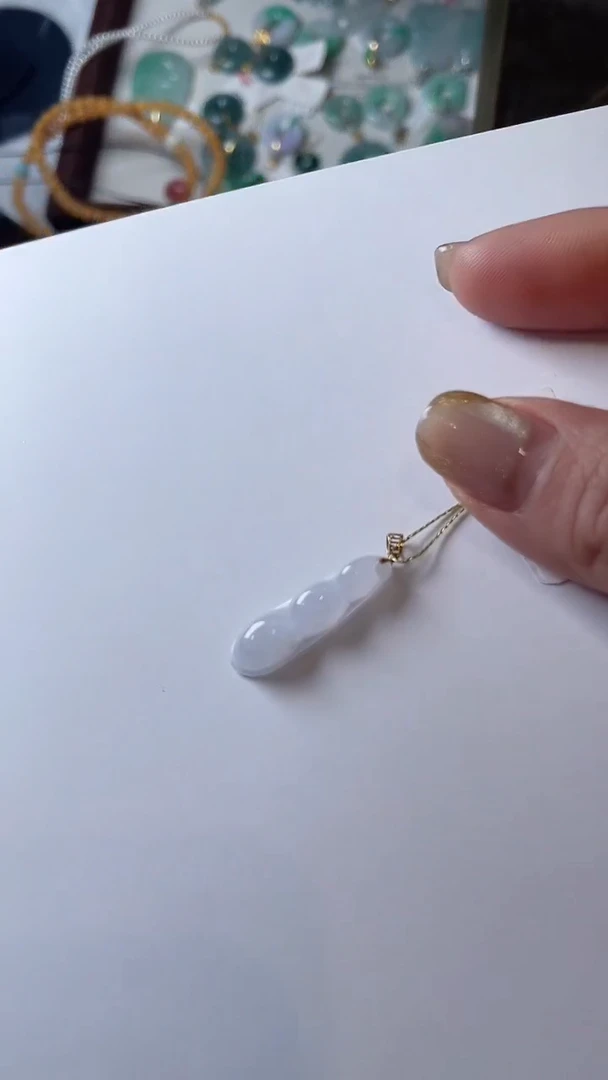 【闪购商品】翡翠吊坠(不含链)18K金镶嵌吊坠
