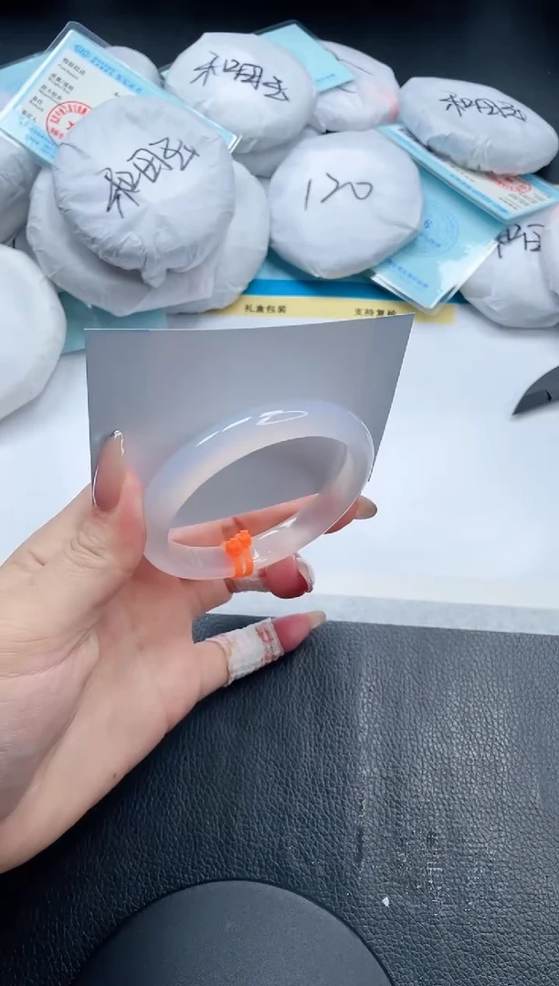 石英质玉手镯未镶嵌29V115-58