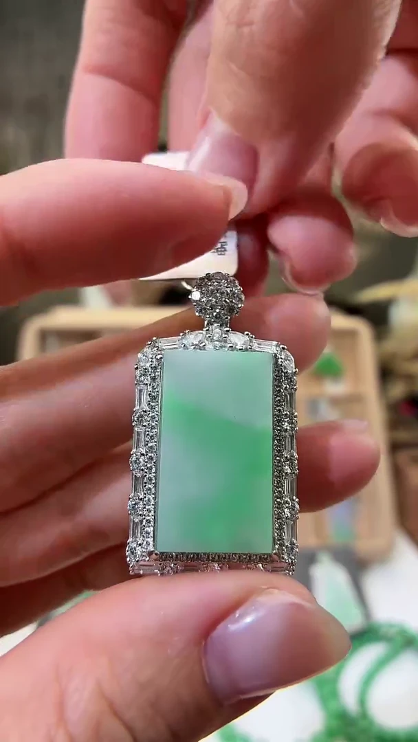 颈饰银S925镶嵌翡翠无事牌