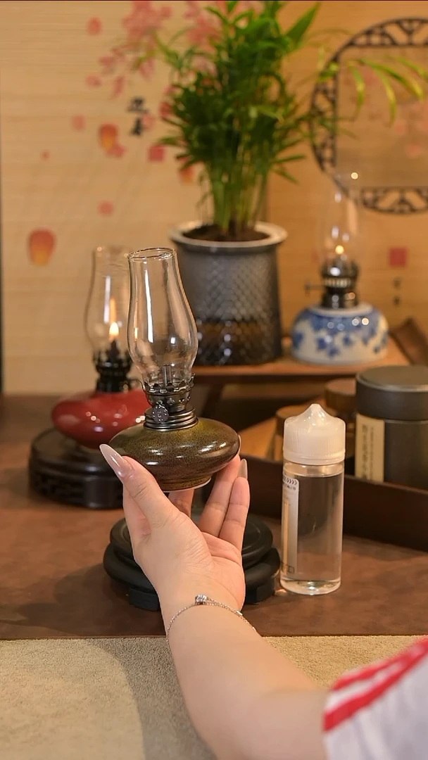 景德镇陶瓷油灯摆件